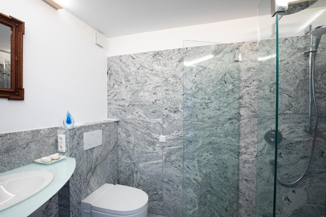 Business Apartment Schwarzach Exterior photo